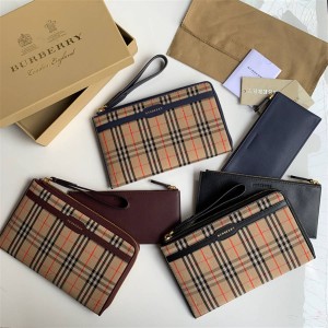 burberry 香港专卖店巴宝莉新款1983格纹拼皮革旅行钱包手拿包40780421