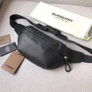 burberry官方旗舰店巴宝莉包包博柏利新款真皮压纹TB标识腰包挎包