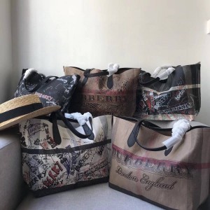 Burberry官网巴宝莉官方旗舰店涂鸦托特包双面购物袋40610331/80088731