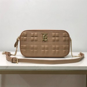 Burberry博柏利巴宝莉中文官网新款TB徽标绗缝相机包80207131