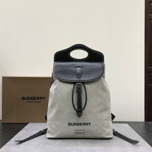 Burberry官网巴宝莉价格Horseferry 印花帆布拼皮革口袋双肩包80416651