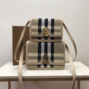 Burberry官网正品巴宝莉还是博柏利TB 专属标识锁扣包80398570/80398571