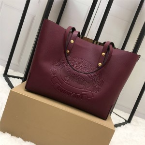 Burberry/巴宝莉中国官网女包新款小号压花徽章皮革托特包40801091-博柏利