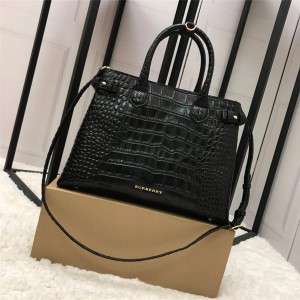 Burberry/巴宝莉中国官网女包新款鳄鱼纹The Banner中号班纳手袋40236931