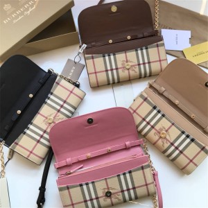 Burberry巴宝莉中文官方网女包大号Horseferry格子料皮革斜跨单肩钱夹40609791