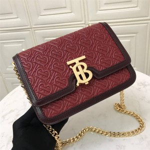 北京burberry折扣店巴宝莉代购女包新款TB小号专属标识绗缝链条包80149211